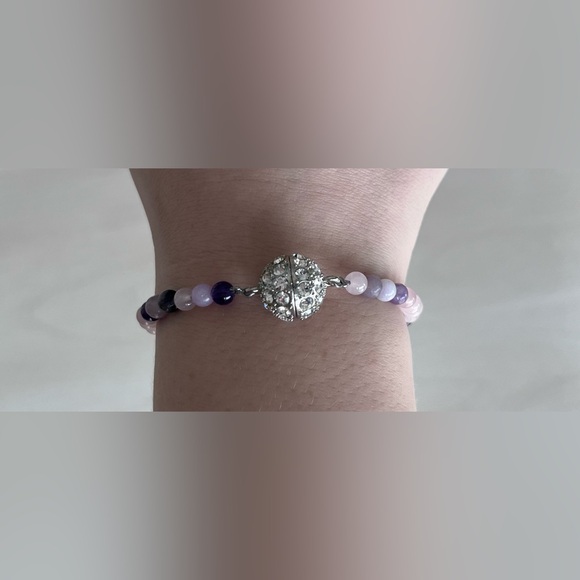 Handmade bracelet - Picture 1 of 3